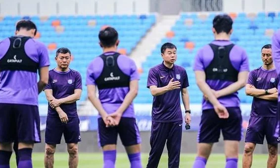 津门虎兵发郑州 把气撒到河南身上？于根伟： 战海港我没缴械投降相关图二
