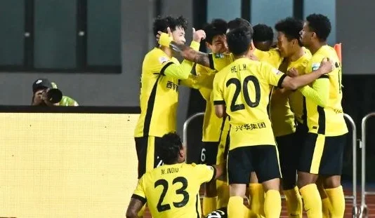 遇到贵人！昔日中超废材8场3球迎来命运反转，曾是蒿俊闵接班人