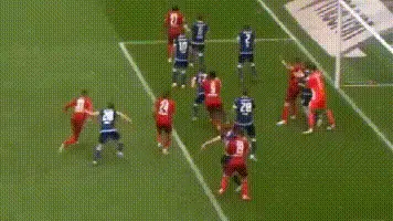 3-1！2-2！德乙2强一夜不败：前三易主，汉堡难了，差1胜回德甲相关图六