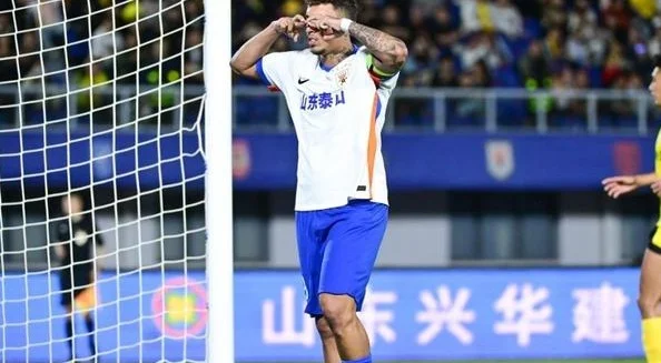 说实话也有错？“齐鲁德比”后克雷桑因言获“罪”，这真的太难了相关图五