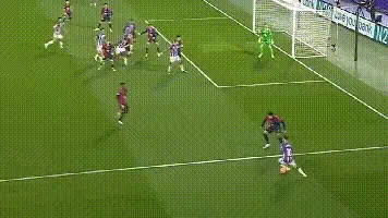 2-1！巴萨客场逆转：西甲7分领跑，下周战国米+皇马，全胜或拿2冠相关图二