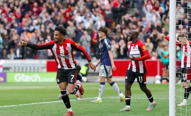 1-1！4-3！英超三强不胜！纽卡翻车，曼联热刺保级无忧，争五乱了相关图四
