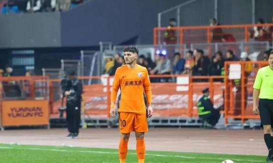 2-3！不敌升班马，近4轮仅1分，落后榜首9分，山东泰山争冠掉链子相关图三