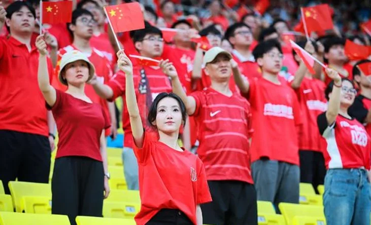 四连胜！成都蓉城主场战胜浙江队继续领跑中超相关图五
