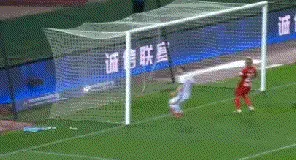 51岁于根伟发威：率队4-3逆转河南，终结2连败，郭皓飙世界波绝杀相关图三