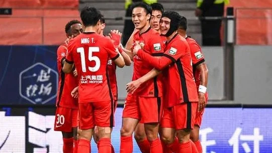 随着海港2-0，中超积分榜更新，国安不败排名第三，卫冕冠军第四相关图五