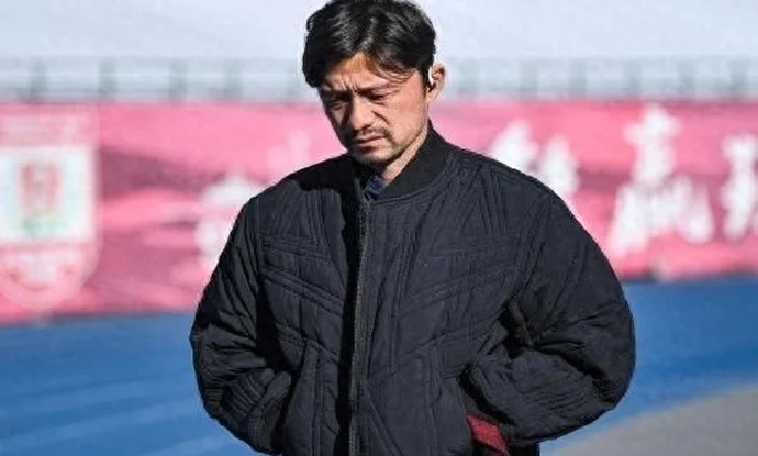亚泰换帅在即 中超换帅“戏码”依旧 下课主帅仍为“背锅侠”