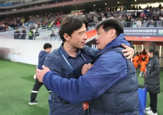 青岛海牛苦等十轮终迎首胜！保级压力仍不减，资金困境依旧较大相关图五