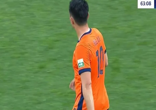 3-0！中超垫底队终于赢了：首胜，老牌劲旅惨败：本土名帅压力大相关图五