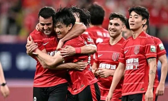 胡荷韬助攻韦世豪进球 中超成都蓉城2比1击败浙江相关图四
