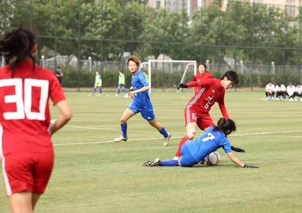 陕西四川实力突出 ——全国十五运女足资格赛西安赛区竞争形势明朗相关图二
