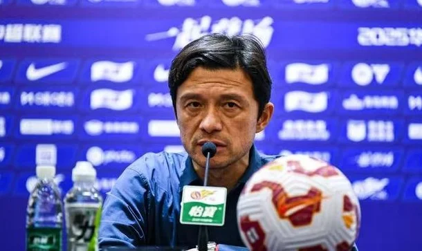 成绩联赛垫底！谢晖下课真的不冤，苏亚雷斯将出任亚泰新主帅相关图四