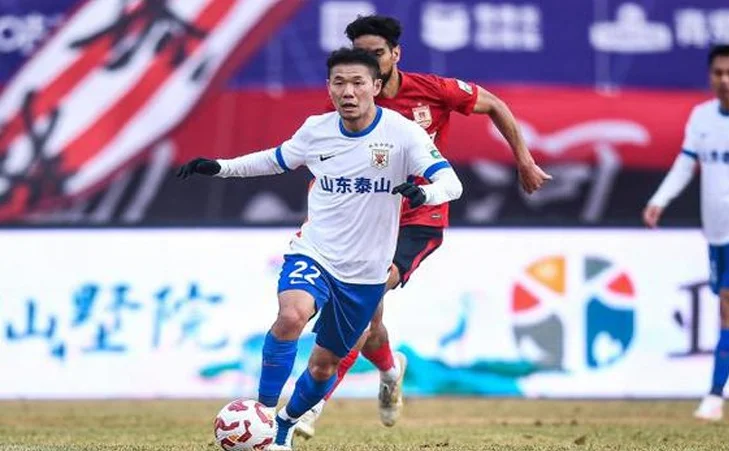 鲁媒：泰山被前四拉开差距，第五的位置也岌岌可危