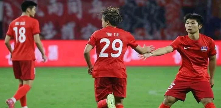 刘诚宇进球 上海申花3比1击败梅州客家 杨皓宇打进个人中超首球相关图六