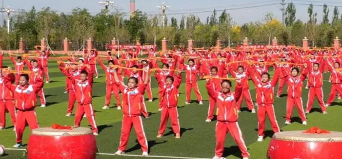 2025年新疆兵地学生校园足球友谊赛（中职组）在巩留激情开赛相关图四