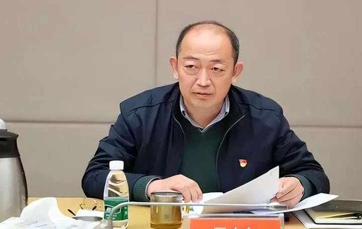 曝经纪人抵济南，崔康熙拒绝离队，态度强硬，泰山管理层束手无策相关图五