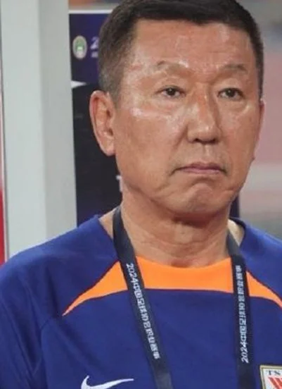 山东泰山迎来2场救赎战，崔康熙急需斩获胜利，韩鹏或为他打个样