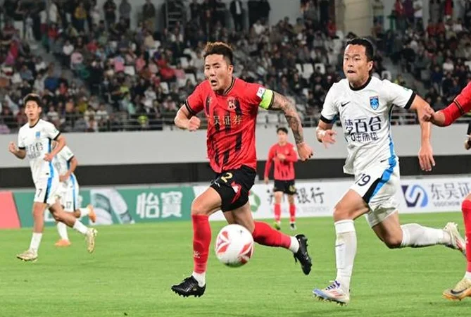 中甲最新积分榜：重庆、辽宁稳居前2，广州升到第3，搅局者是这队相关图五