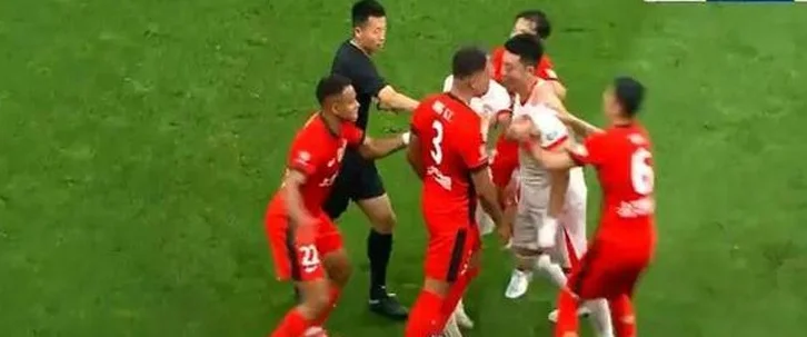中超积分形势：海港队升到第3，国安队排名下跌，前4仅差4分相关图三