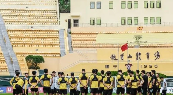 广州豹vs铜梁龙：冲超6分战？“只是一场普通的联赛”相关图二