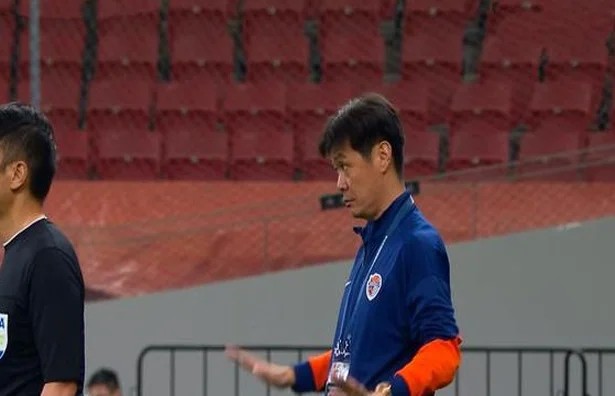 3-1，海港把海牛踢回原形 3外援各进一球 蒯纪闻策动进球天赋太强