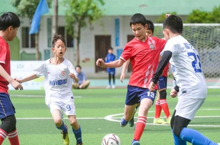 明天！“苗地杯”成都青少年足球挑战赛半决赛开打！相关图三