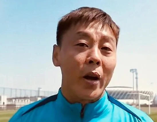 阿利米小廖1+1大于2！吕鹏打后腰 锁死黑娃三镇瘫痪？当心汪球王相关图五