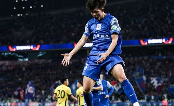 一场4-0踢出中超惨案，领头羊踢疯了，邵佳一不敢相信