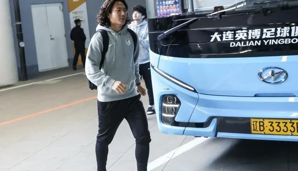 备战世预赛关键战，中国男足或招“新面孔”