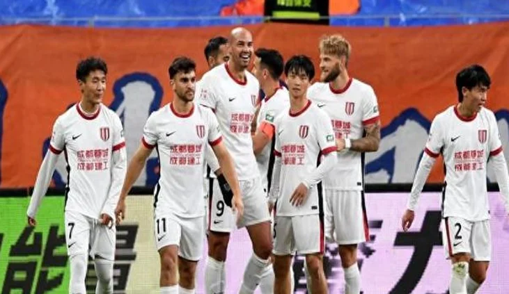 客场4:0大胜梅州 成都蓉城五连胜