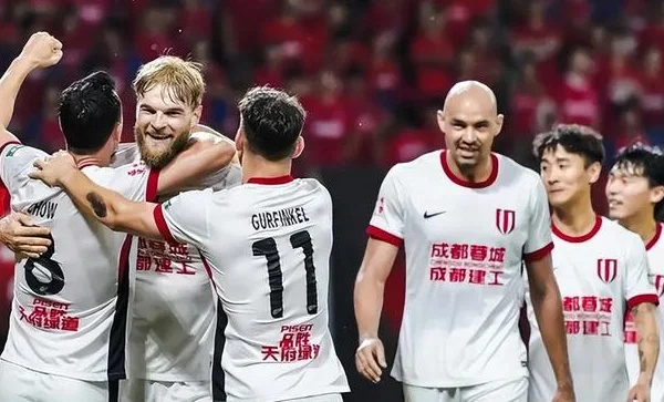 中超12轮：申花蓉城4-0大胜，国安3-1赢深圳，18岁小将领跑射手榜相关图二