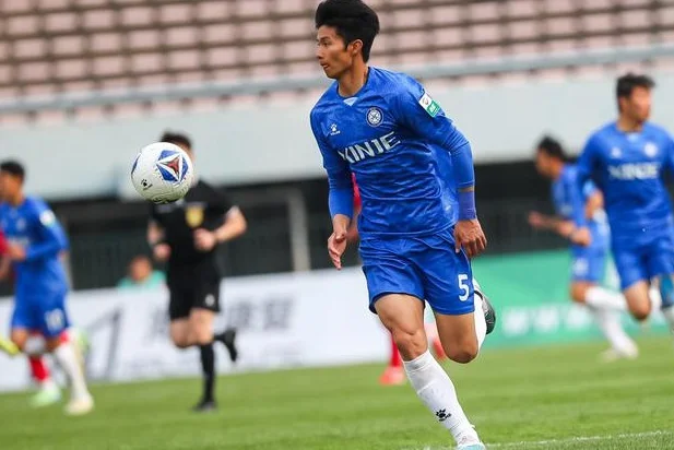 黑马发威！长春喜都2-0无锡吴钩，重返榜首，打破领头羊不败金身相关图二