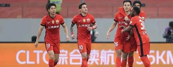 中超上海海港3-1逆转青岛海牛 海港距榜首只差3分相关图七