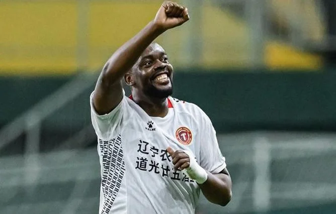 姆本扎斩获第8球！栗鹏送乌龙，辽宁铁人2-1大连鲲城，豪取6连胜相关图五