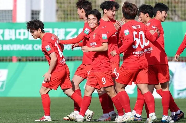 一线队预演？上海海港富盛经开2-1逆转山东泰山B队，黎德明双响相关图五