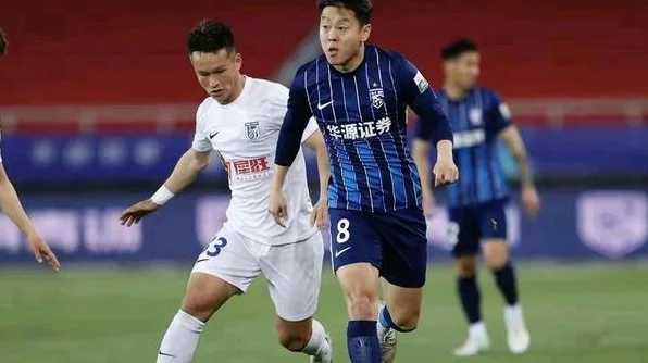 中超武汉三镇主场2-2战平大连英博，图多列点球绝平救主相关图五