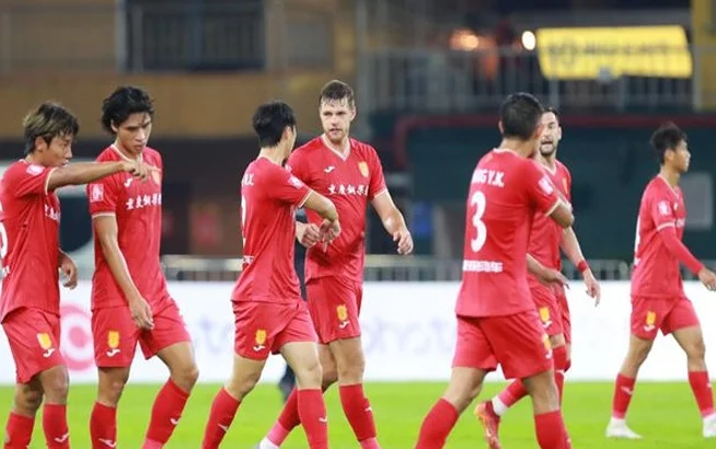 中甲综述：重庆5-1广州豹领跑，辽宁赢德比豪取6连胜！石家庄升至第3相关图二