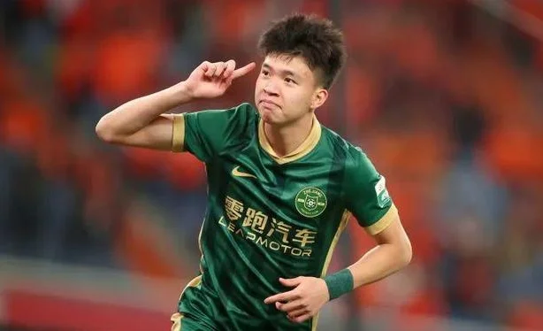 头重脚轻！泰山进攻火力排中超第一 后防线堪称豆腐渣相关图三