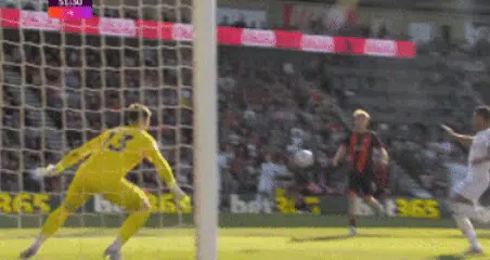 1-0！0-0！英超争五生变：哈兰德哑火曼城爆冷，维拉续命成功相关图六