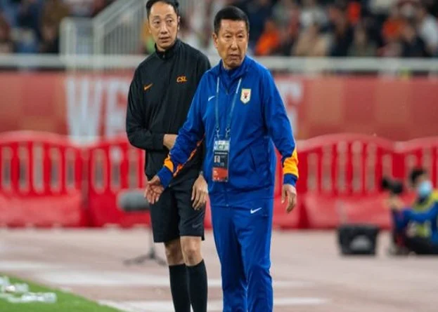 泰山队终结不胜的AB面：前场球员力保崔康熙，后防球员正相反
