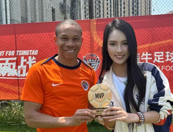 懂球帝中超MVP丨韦林顿：被球迷叫“青岛姆巴佩”很幸福相关图二