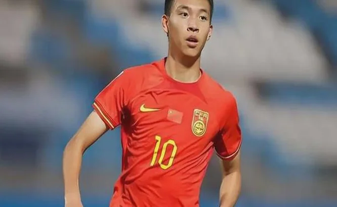 重罚印尼队，FIFA终于出手！国足坐收渔翁之利，抢3分=半只脚出线