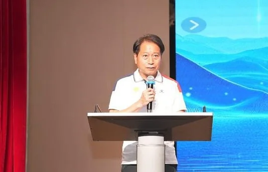 深疆携手共筑校园足球梦：罗湖区与乌鲁木齐经开区为足球少年搭建交流平台相关图四