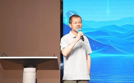 深疆携手共筑校园足球梦：罗湖区与乌鲁木齐经开区为足球少年搭建交流平台相关图三