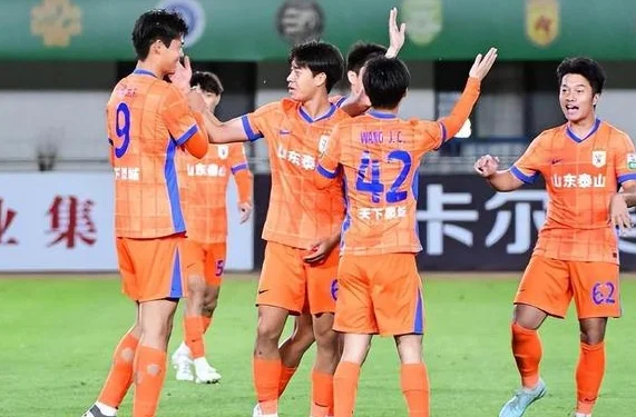 正式官宣！山东泰山7人入选国家队，他们是泰山队未来10年希望相关图三