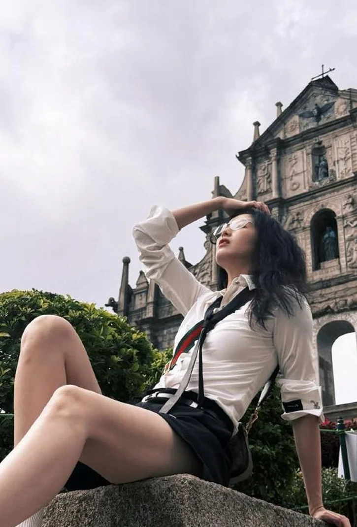 赵丽娜：我还不足以当教练；中国足球人口少，要先把盘子做大