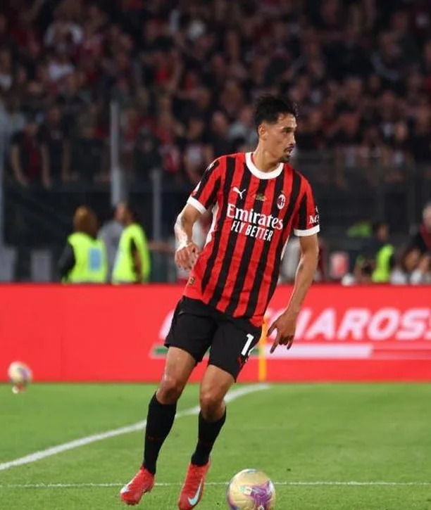 0-1！意杯决赛轰然倒地，AC米兰无缘双冠王，博洛尼亚双喜临门相关图三