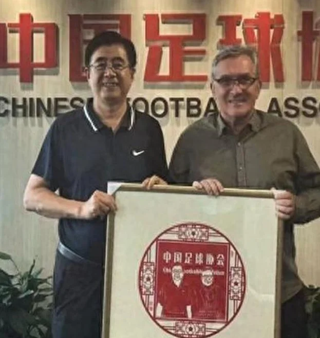 老蒯征服伊万 国足背水一战！国青三剑客联手小廖 无缘附加赛换帅相关图七