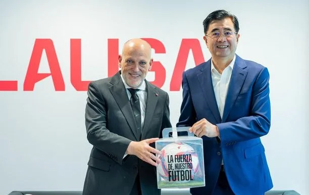 路走宽了！宋凯与两大佬会面，中西两国强强联合，输送球员留洋相关图二