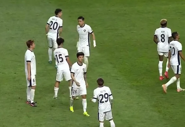 2-0！中超升班马3连胜冲到第6，外援复刻梅西走廊，对手4连败俯冲相关图二